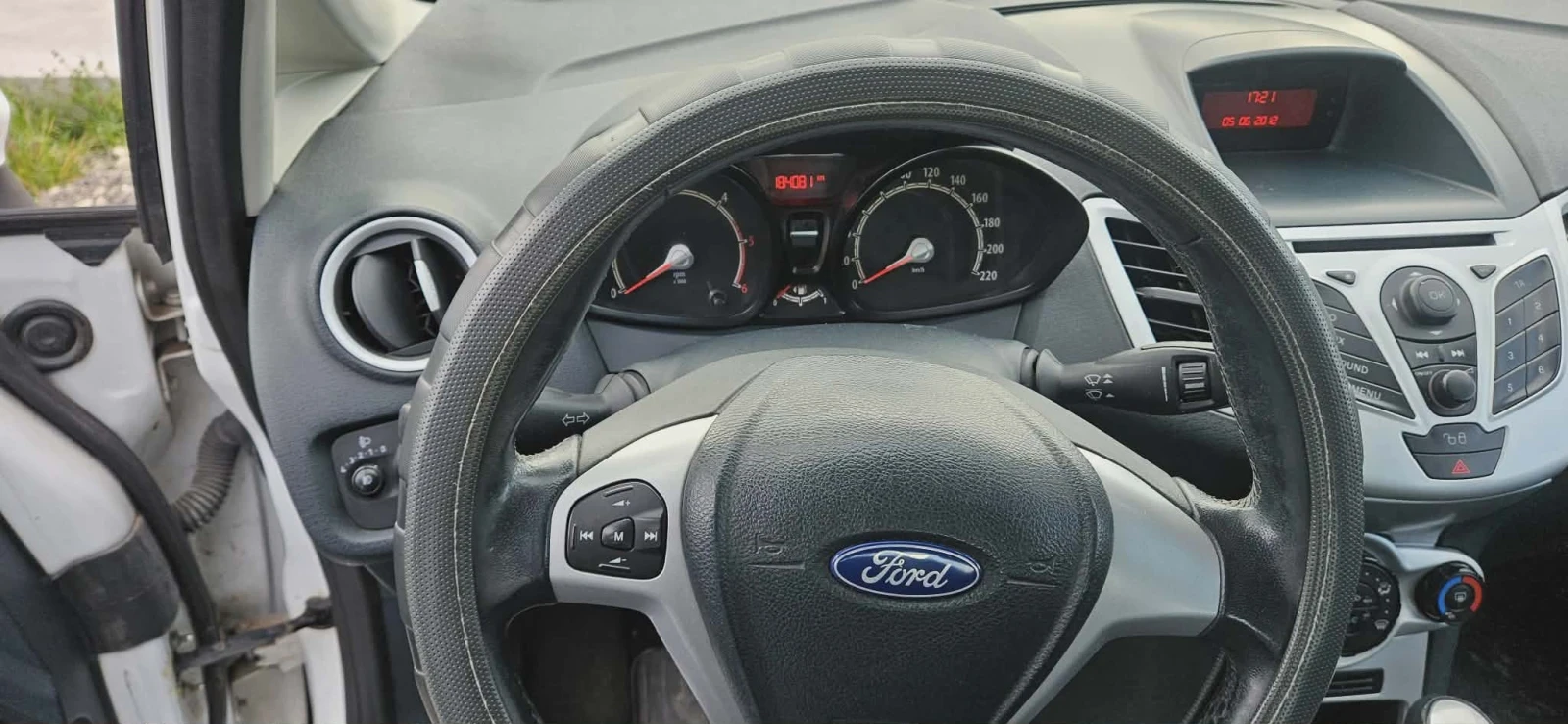 Ford Fiesta 1.4tdci, снимка 9 - Автомобили и джипове - 54130945