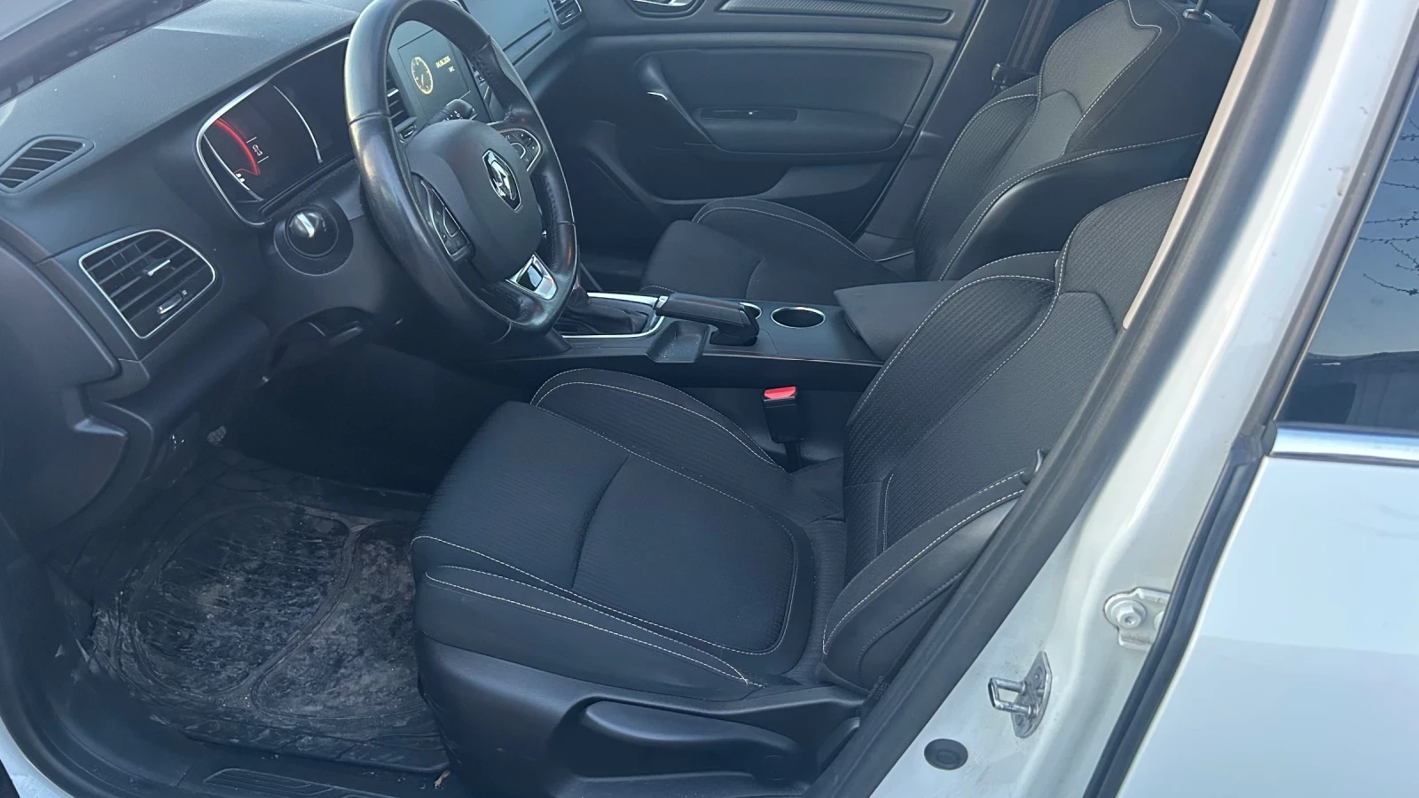 Renault Megane 1, 5dci facelift ��������� | Mobile.bg � ����������� 10