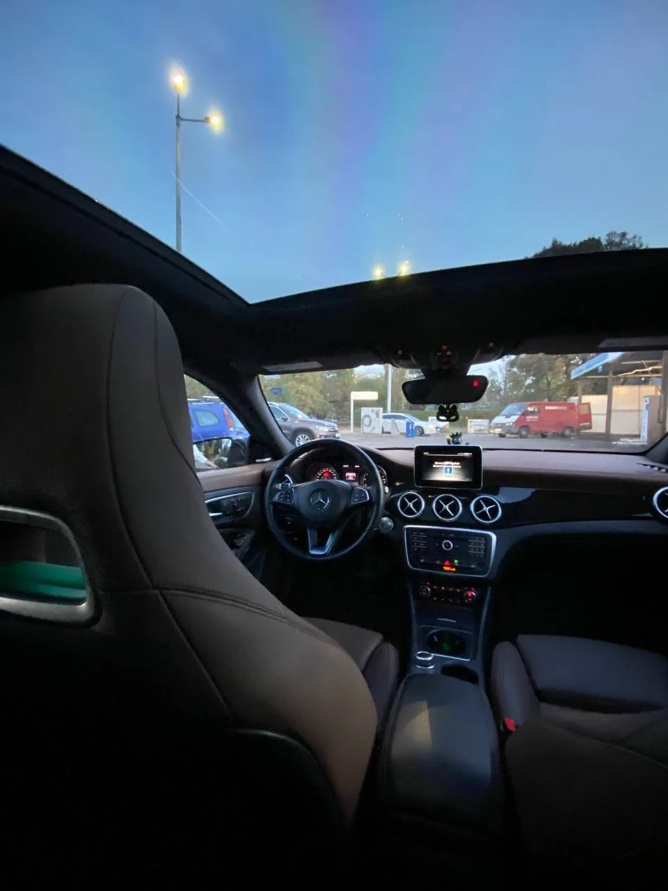 Mercedes-Benz CLA 250, снимка 8 - Автомобили и джипове - 54383446