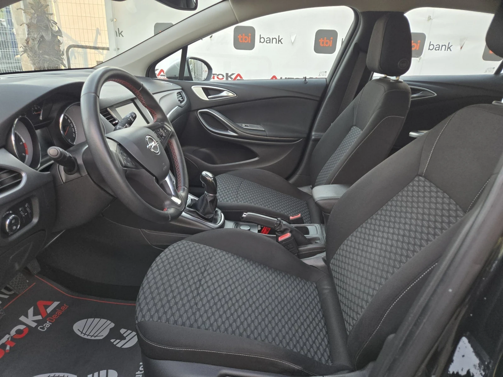 Opel Astra 1.6CDTI-110КС= 6СК= CAR PLAY= АВТОПИЛОТ, снимка 7 - Автомобили и джипове - 54824705