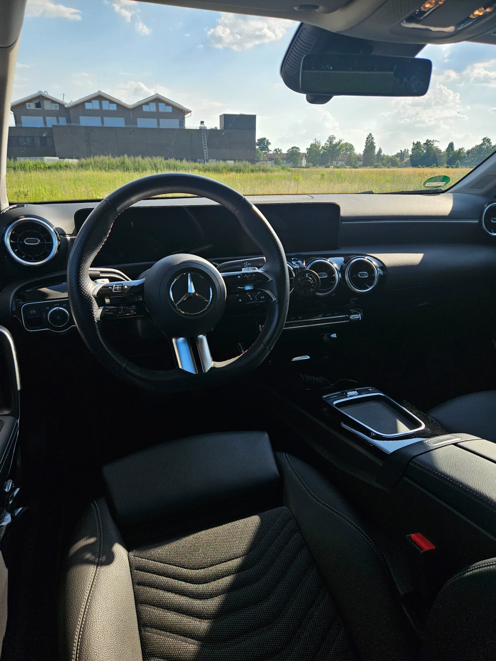 Mercedes-Benz A 220 4Matic Facelift Sedan, снимка 9 - Автомобили и джипове - 55052478