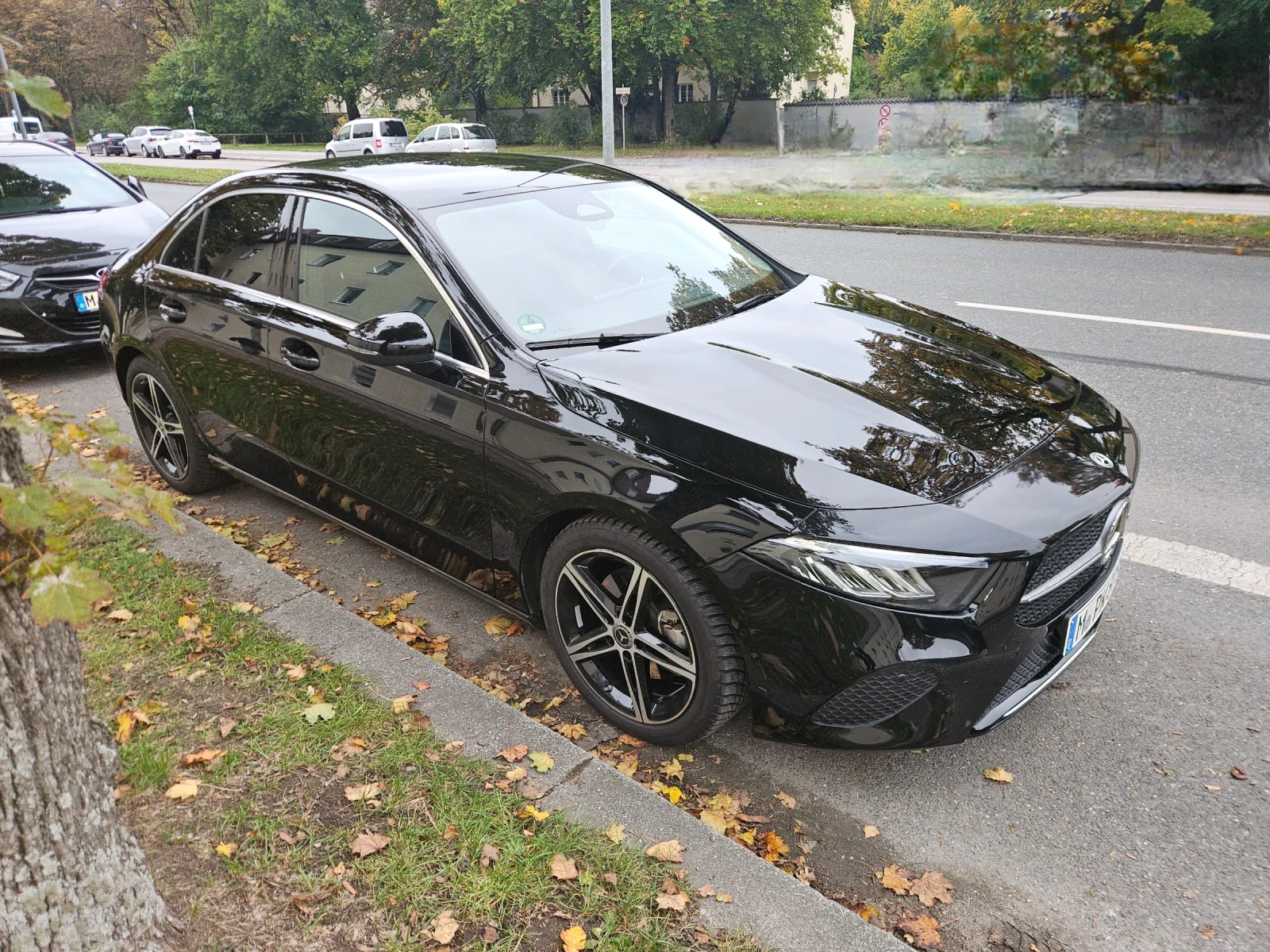 Mercedes-Benz A 220 4Matic Facelift Sedan, снимка 16 - Автомобили и джипове - 55052478