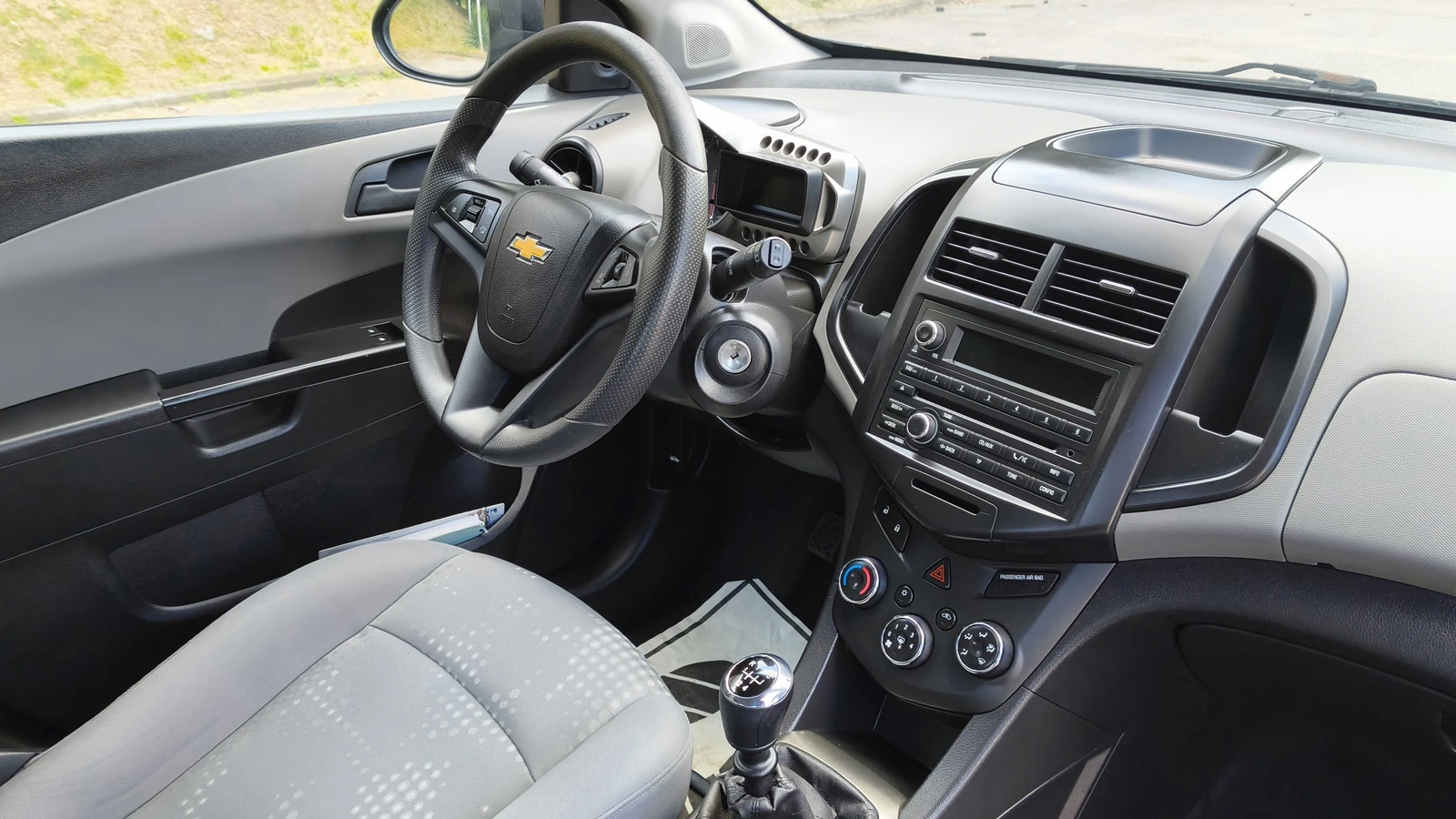 Chevrolet Aveo 1.2i 144000km., снимка 11 - Автомобили и джипове - 55089469