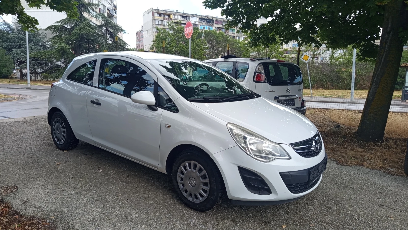 Opel Corsa 1.2 KLIMA FACELIFT , снимка 4 - Автомобили и джипове - 55262864