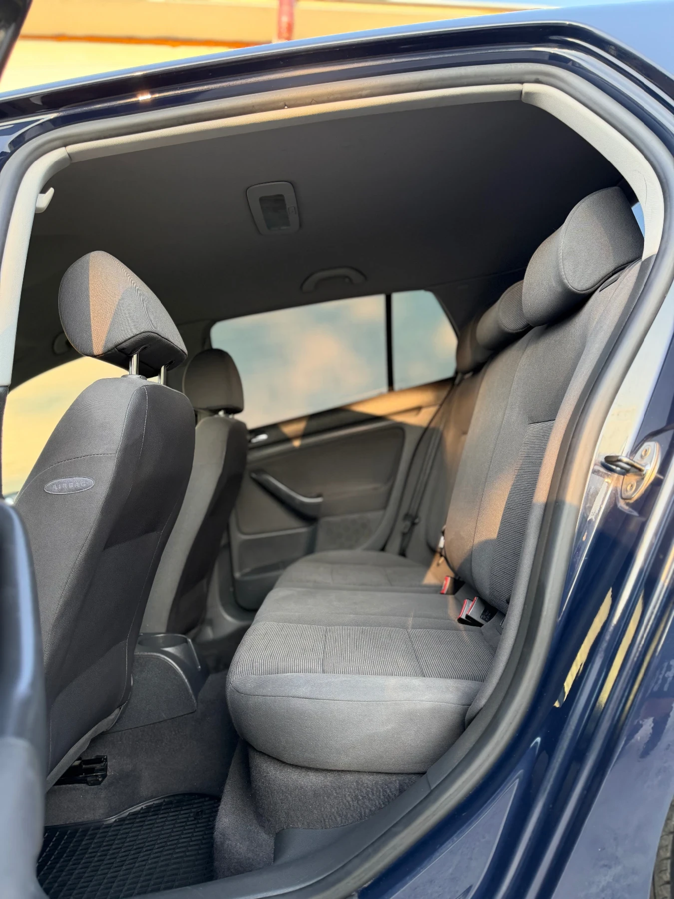 VW Golf 1.9 TDi NAVI ~90~ , снимка 11 - Автомобили и джипове - 55388185