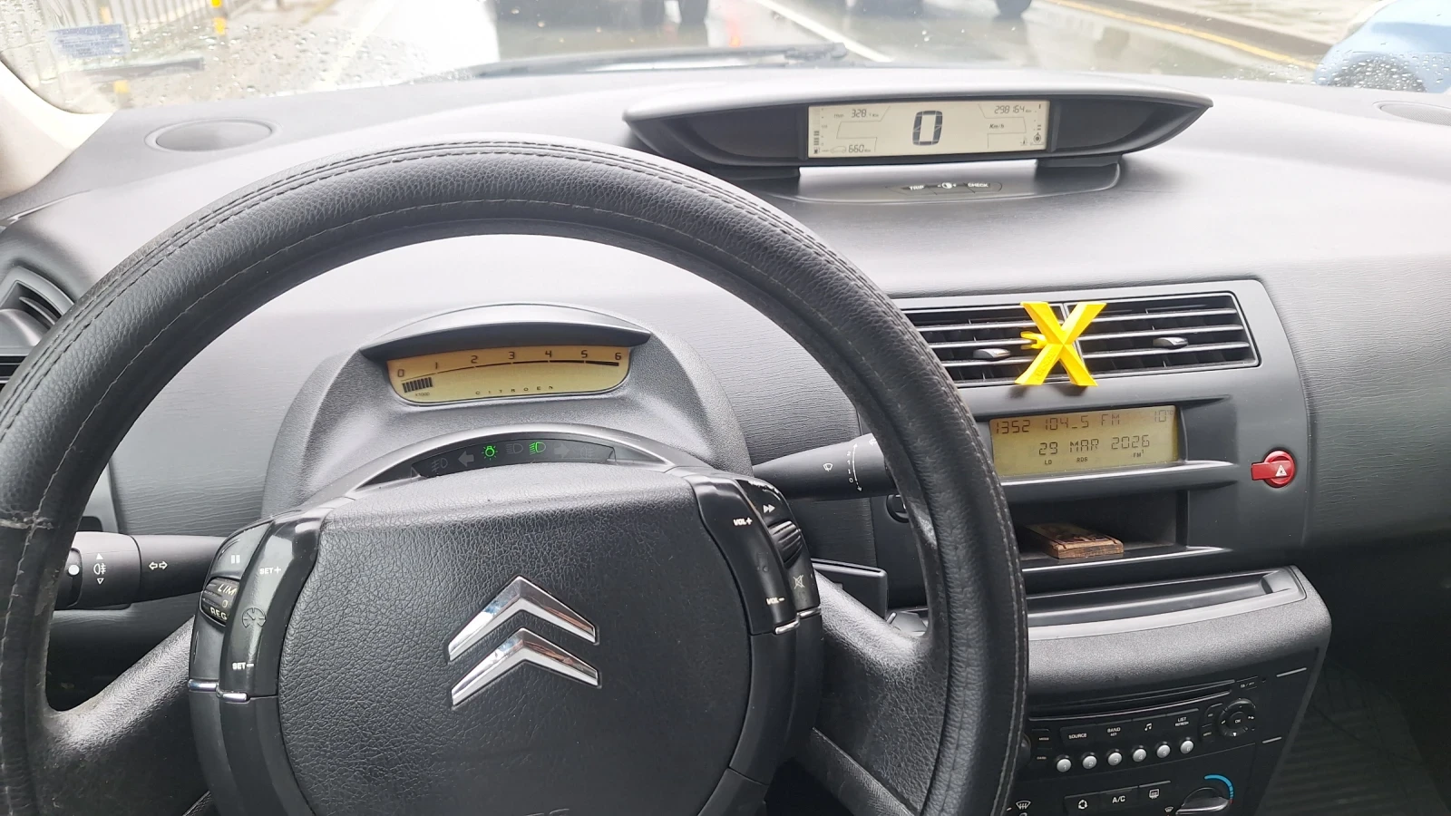 Citroen C4, снимка 9 - Автомобили и джипове - 55408385