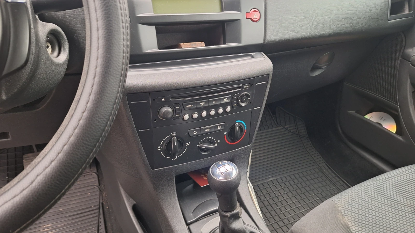 Citroen C4, снимка 6 - Автомобили и джипове - 55408385