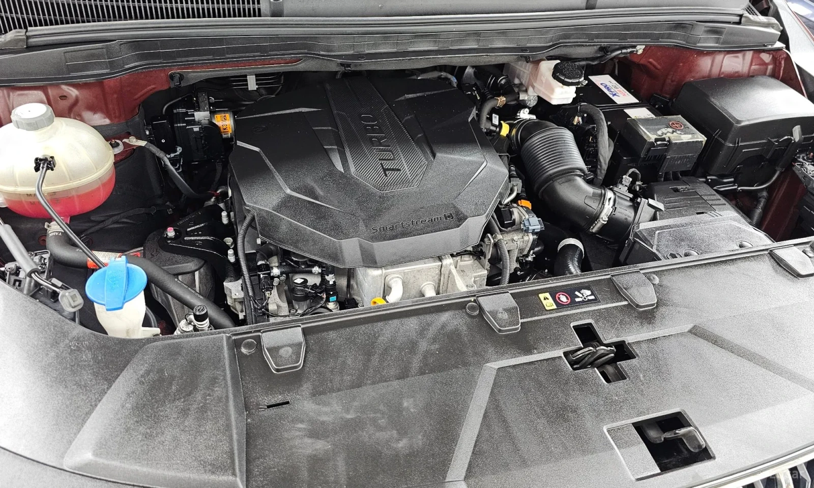 Kia Carnival 2.2d\Подгрев\Обдухване, снимка 6 - Автомобили и джипове - 55588030