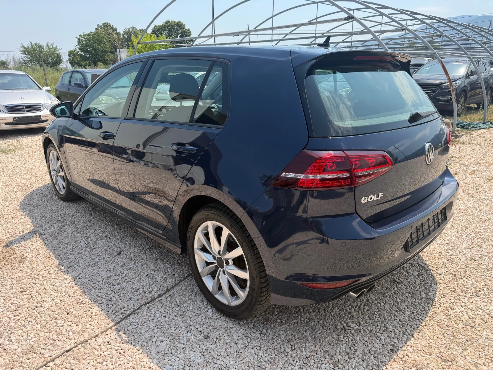VW Golf 2.0tdi. 150к.с R-line, снимка 7 - Автомобили и джипове - 55652898