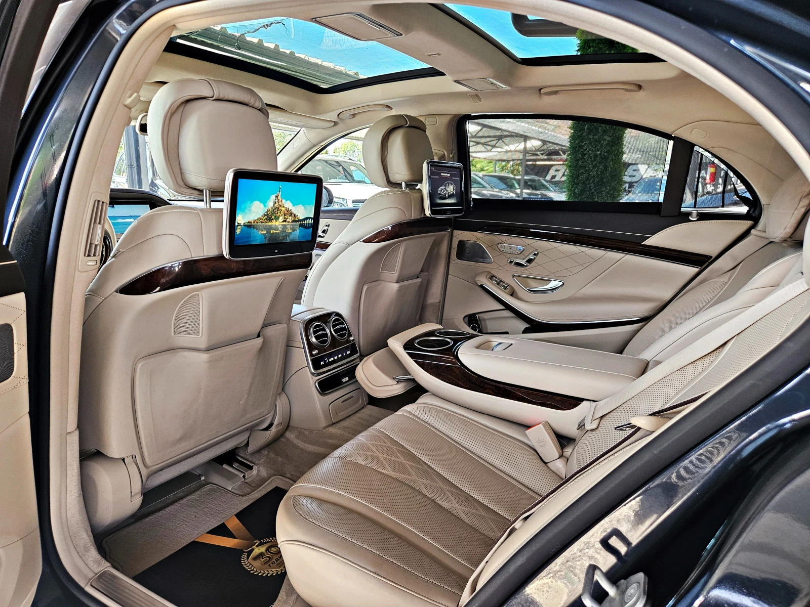 Mercedes-Benz S 500 L/AMG/4M/TVx3/DISTR/PANO/ВАКУУМ/HUD/ОБДУХ/МАСАЖ/LI, снимка 10 - Автомобили и джипове - 55726823