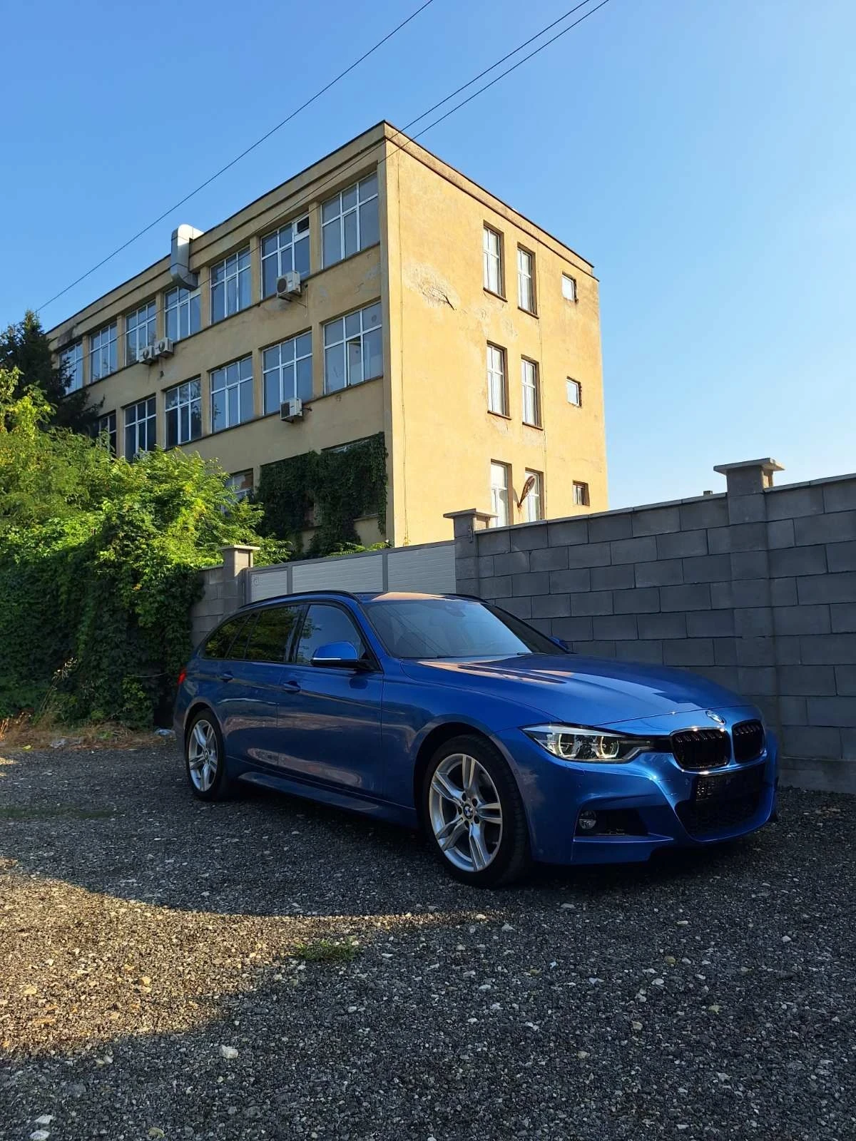 BMW 320 320  B47  Xdrive SWISS Head UP LED Mpack, снимка 3 - Автомобили и джипове - 55792730