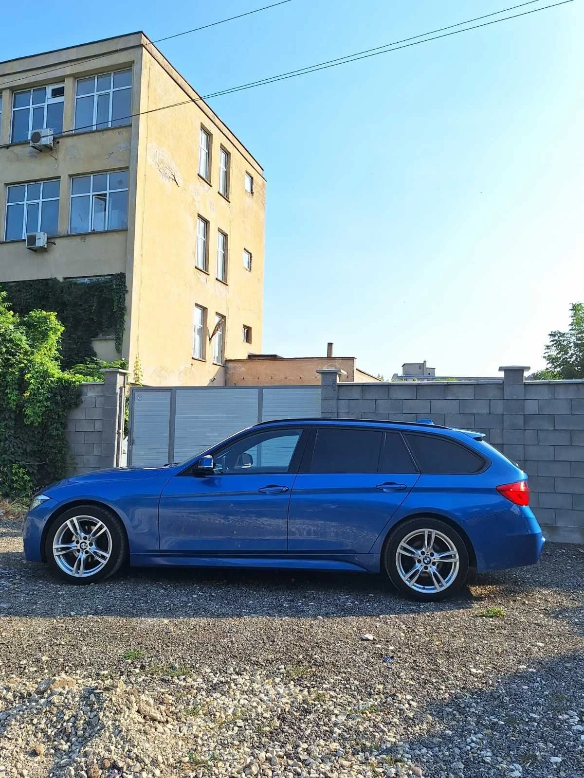 BMW 320 320  B47  Xdrive SWISS Head UP LED Mpack, снимка 7 - Автомобили и джипове - 55792730