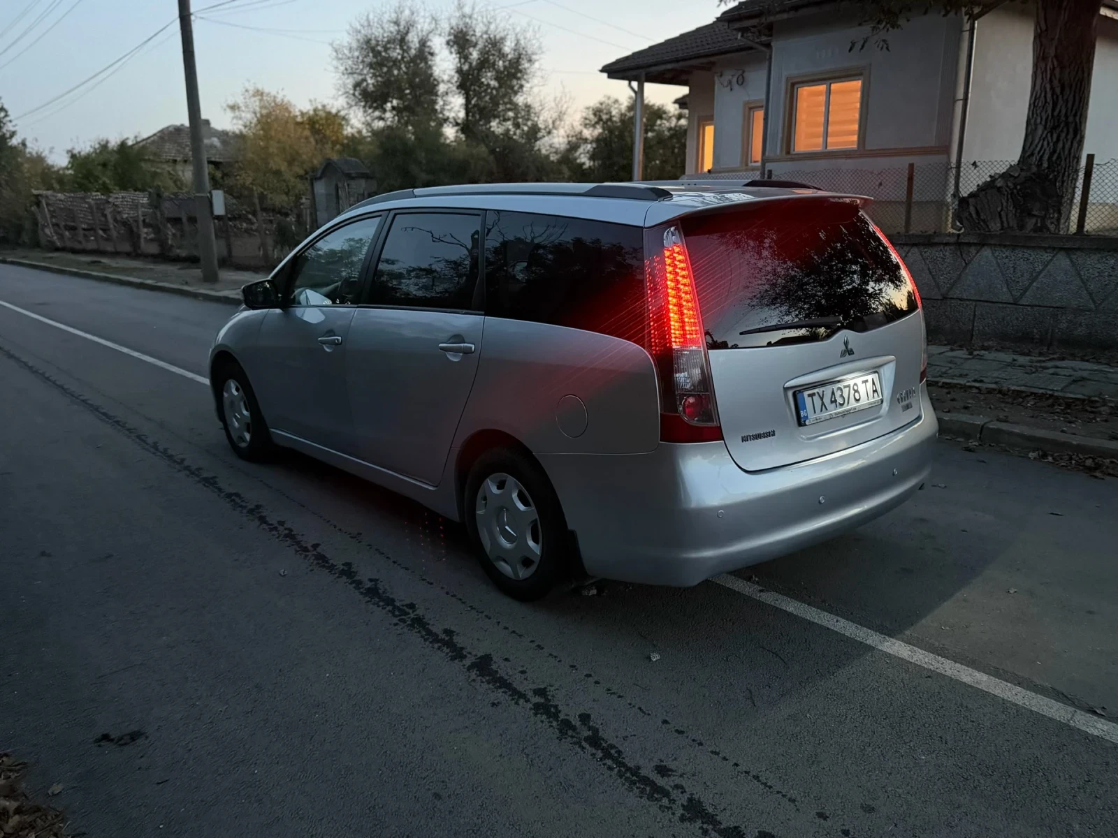 Mitsubishi Grandis 2.0 DID | Mobile.bg � ����������� 6