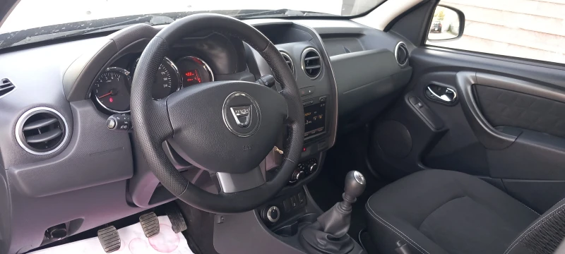 Dacia Duster FACELIFT-4WD, снимка 6 - Автомобили и джипове - 47126781