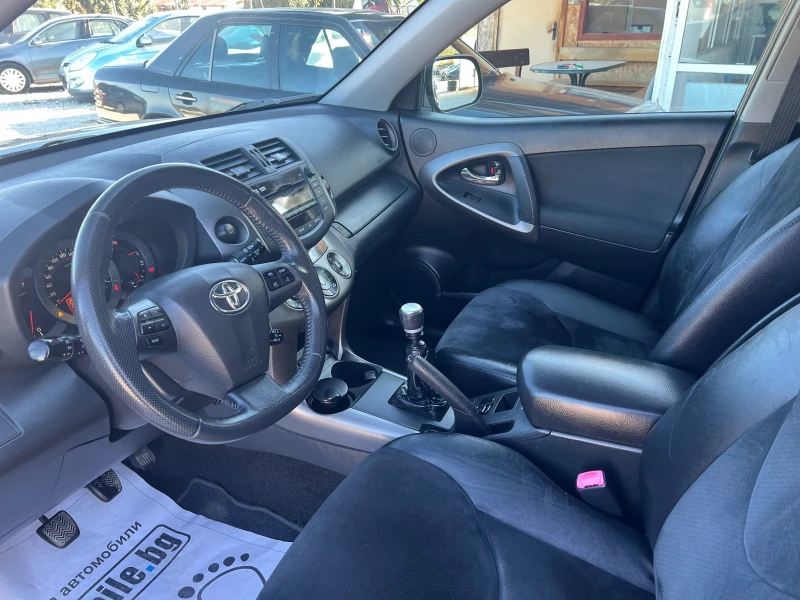 Toyota Rav4 2.2D4D 150к.с., снимка 7 - Автомобили и джипове - 47648924