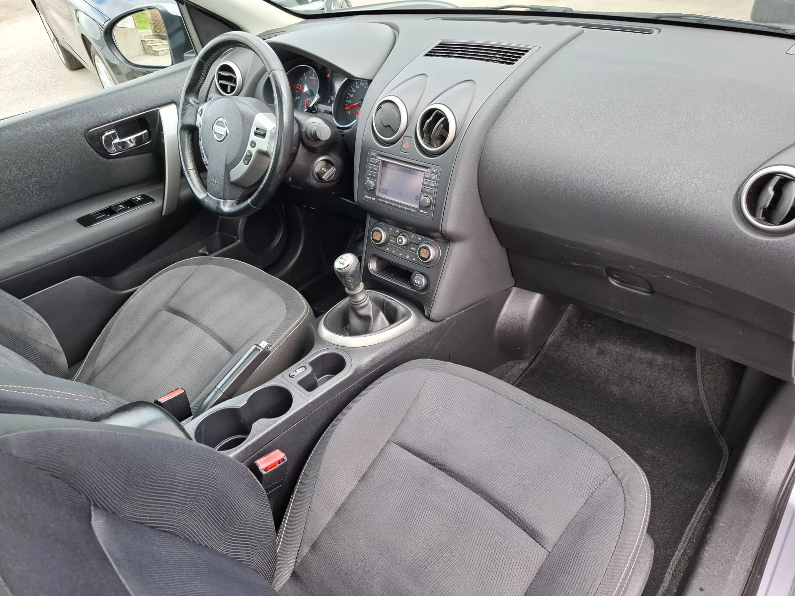 Nissan Qashqai 1.5 DCI NAVI PANORAMA KAMERA - изображение 10