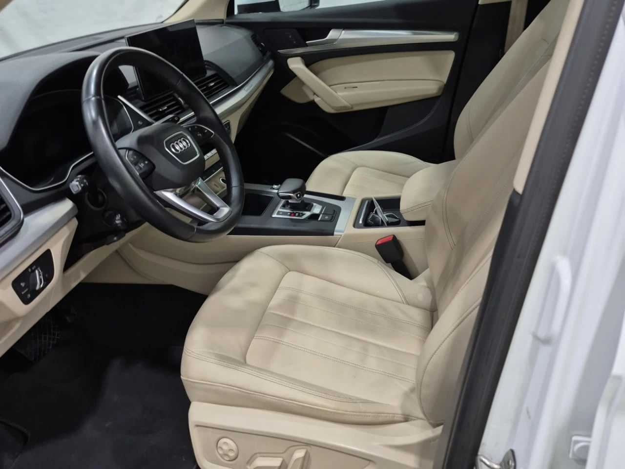 Audi Q5 * CARFAX * АВТО КРЕДИТ * ЦЕНА ДО БГ! - изображение 8