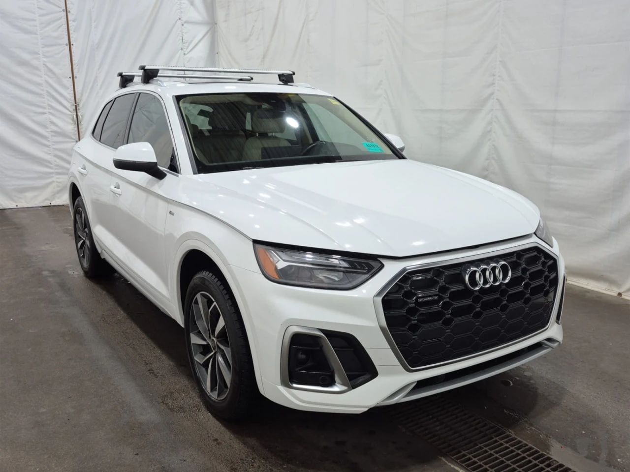 Audi Q5 * CARFAX * АВТО КРЕДИТ * ЦЕНА ДО БГ! - изображение 3