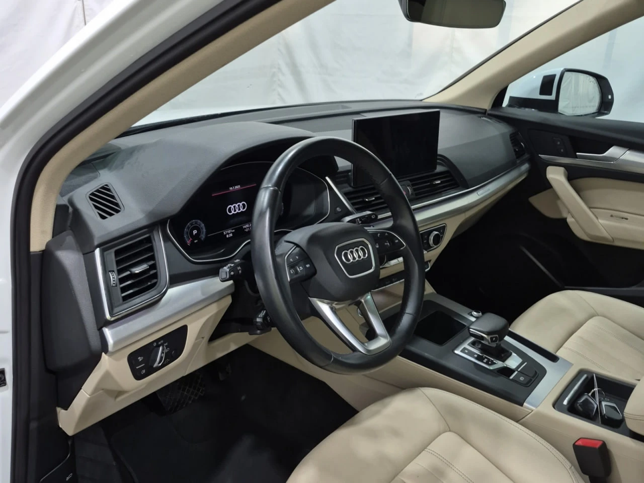 Audi Q5 * CARFAX * АВТО КРЕДИТ * ЦЕНА ДО БГ! - изображение 9