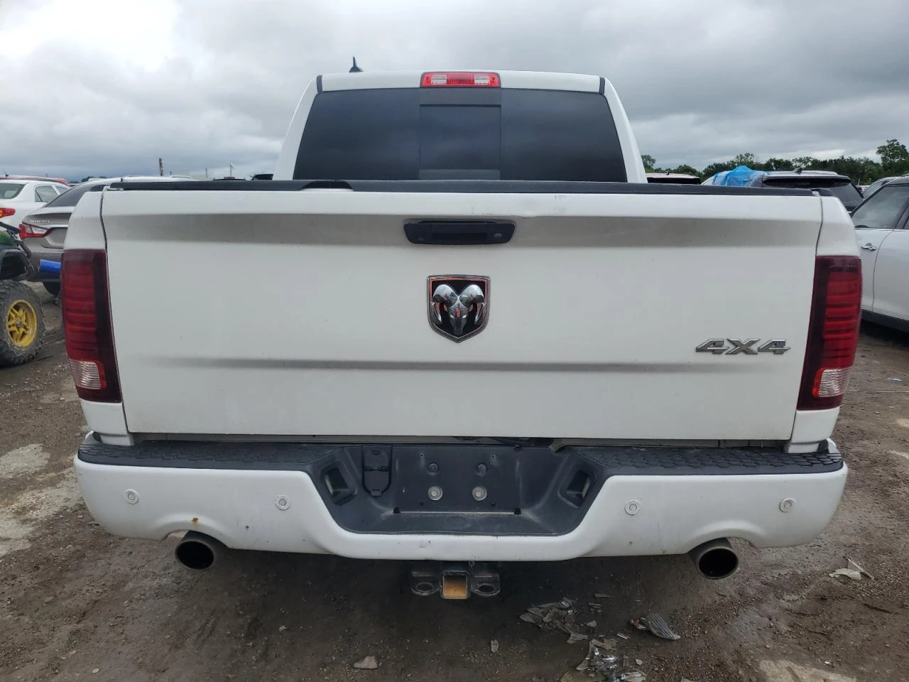 Dodge RAM 1500 SPORT 5.7L ФИКСИРАНА ЦЕНА! ОБДУХВАНЕ/КОЖА/ПОДГРЕВИ - изображение 5