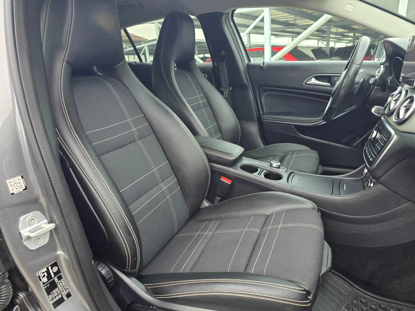 Mercedes-Benz GLA 220 2, 2 CDI 177кс. !! 4MATIC !! , снимка 10 - Автомобили и джипове - 53882121