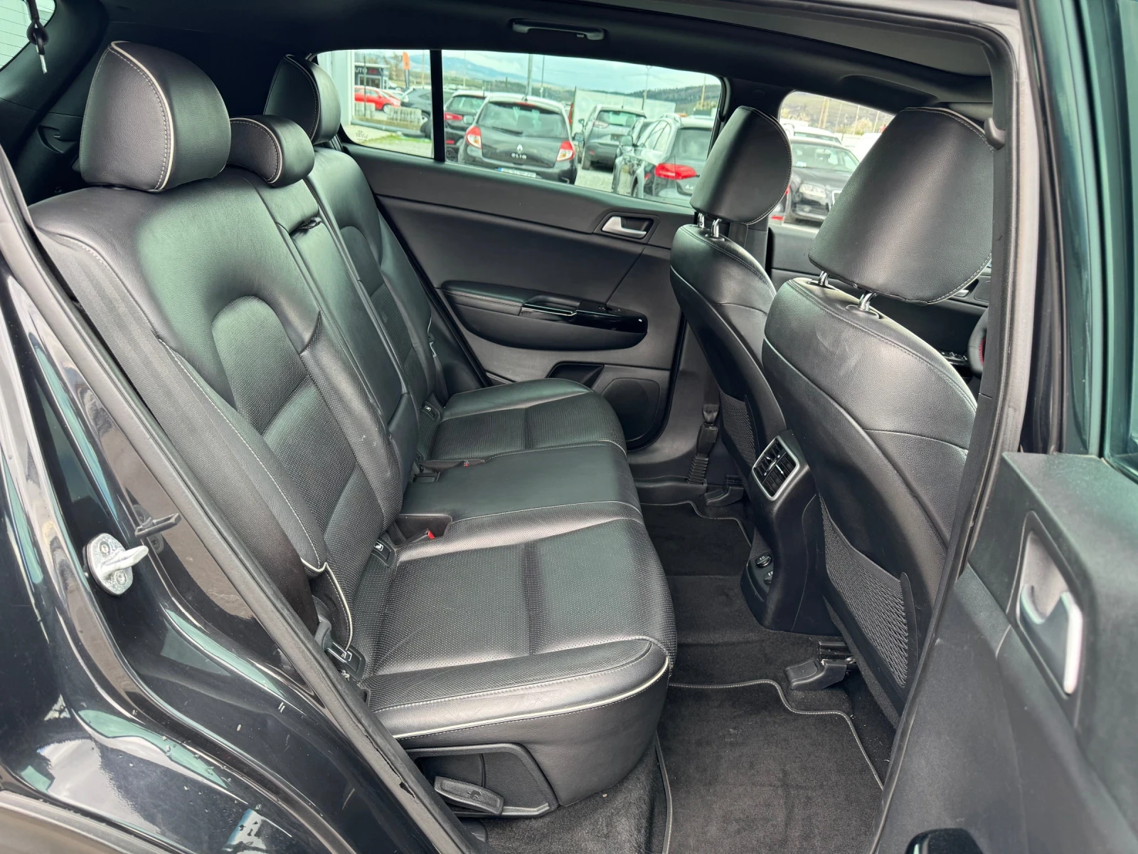 Kia Sportage 1.6TGDI/GT-LINE 4WD/166.000км Сервизна история Киа, снимка 16 - Автомобили и джипове - 54008237