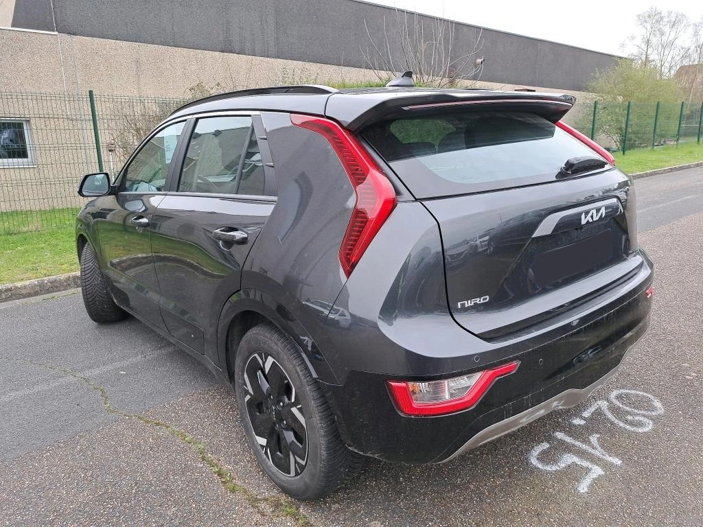 Kia Niro Kia Niro Design - Electric - Automatic, снимка 4 - Автомобили и джипове - 54111019