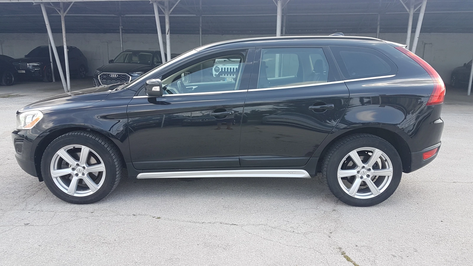 Volvo XC60 2.4 D3 163кс 4×4, снимка 9 - Автомобили и джипове - 54555274