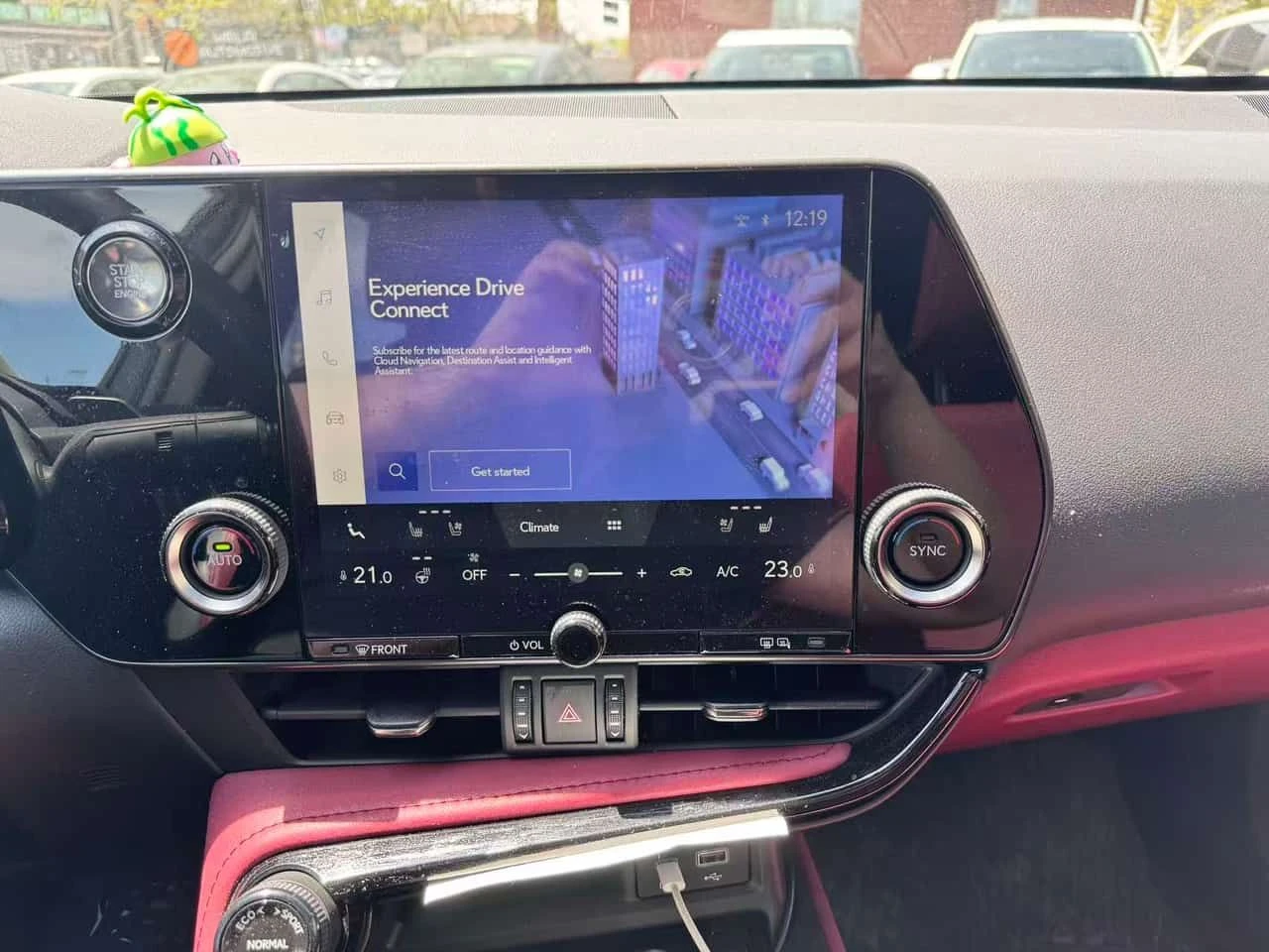 Lexus NX 350 * CARFAX * АВТОКРЕДИТ БЕЗ ПЪРВОНАЧАЛНА ВНОСКА, снимка 12 - Автомобили и джипове - 54610038