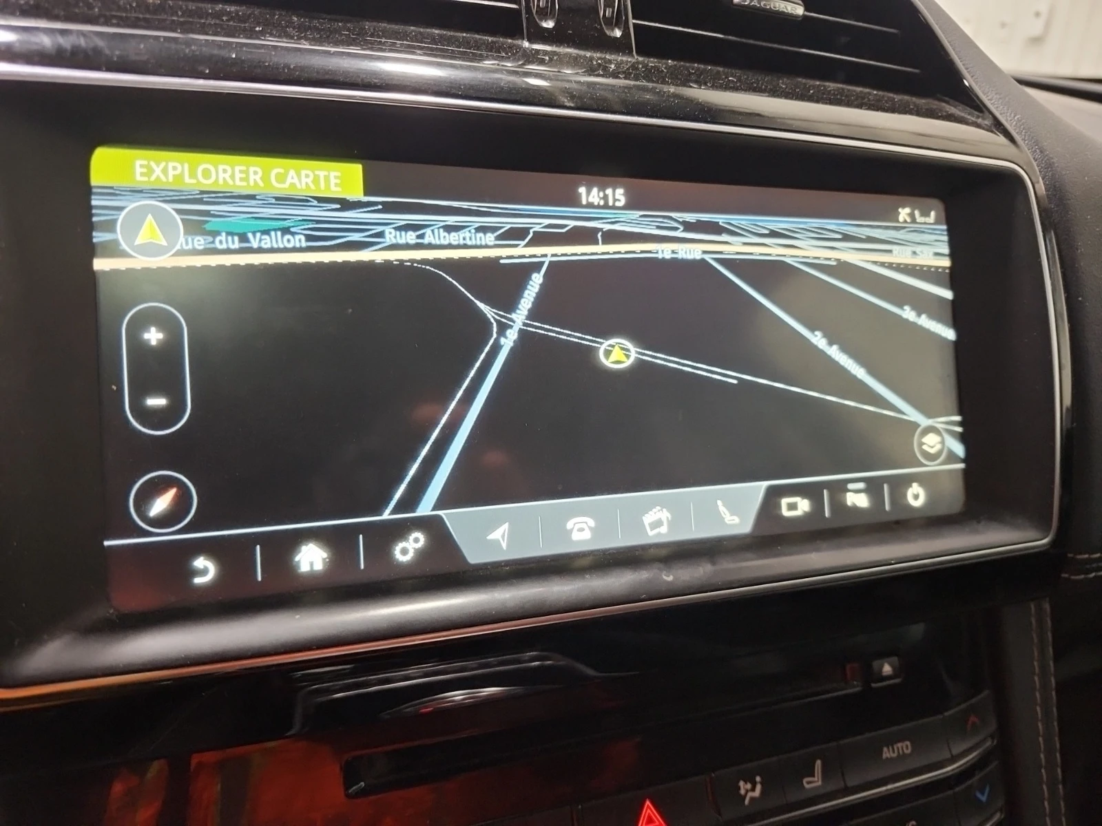 Jaguar F-PACE R-SPORT * * CARFAX * * АВТО КРЕДИТ * * , снимка 8 - Автомобили и джипове - 54986952