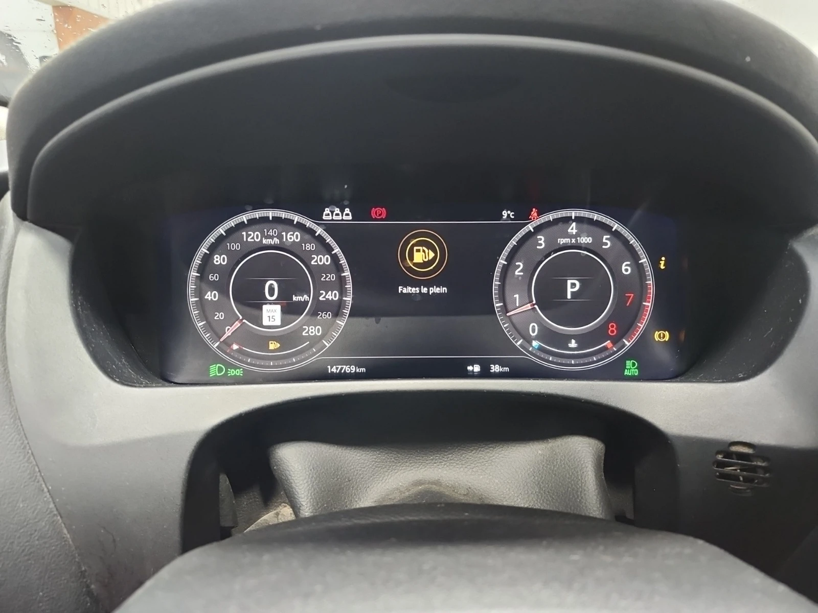 Jaguar F-PACE R-SPORT * * CARFAX * * АВТО КРЕДИТ * * , снимка 7 - Автомобили и джипове - 54986952