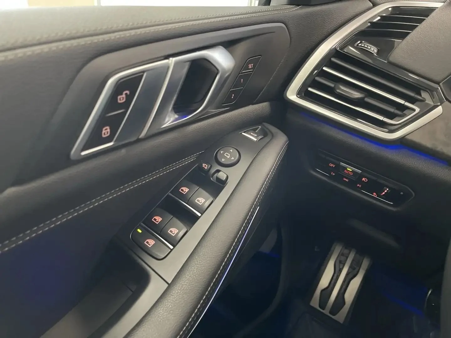 BMW X5 xDrive40i M Sport ЦЕНА ДО БЪЛГАРИЯ АВТОКРЕДИТ, снимка 10 - Автомобили и джипове - 55528471