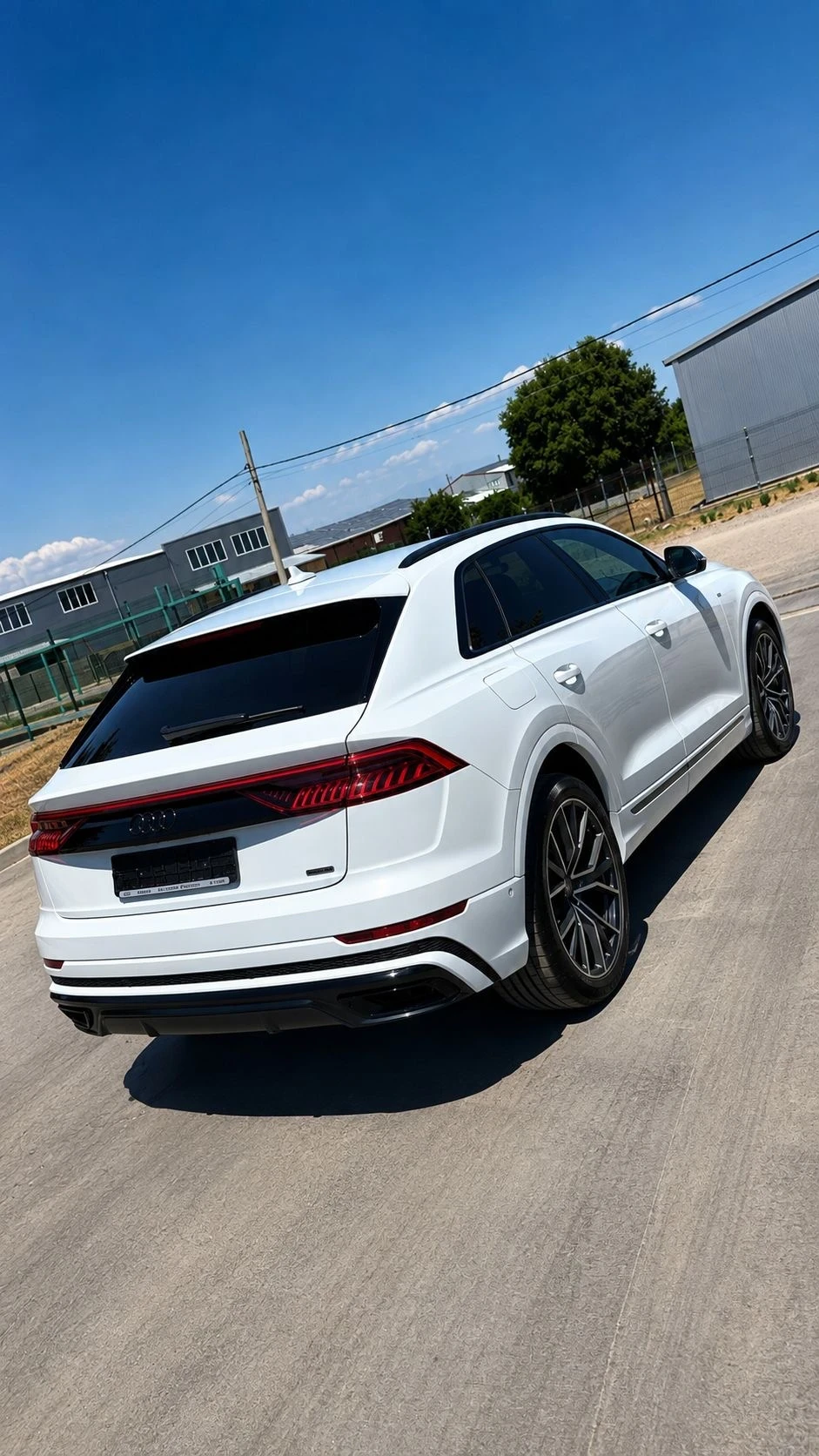 Audi Q8 Audi Q8 55TFSI S-Line, снимка 6 - Автомобили и джипове - 55876925