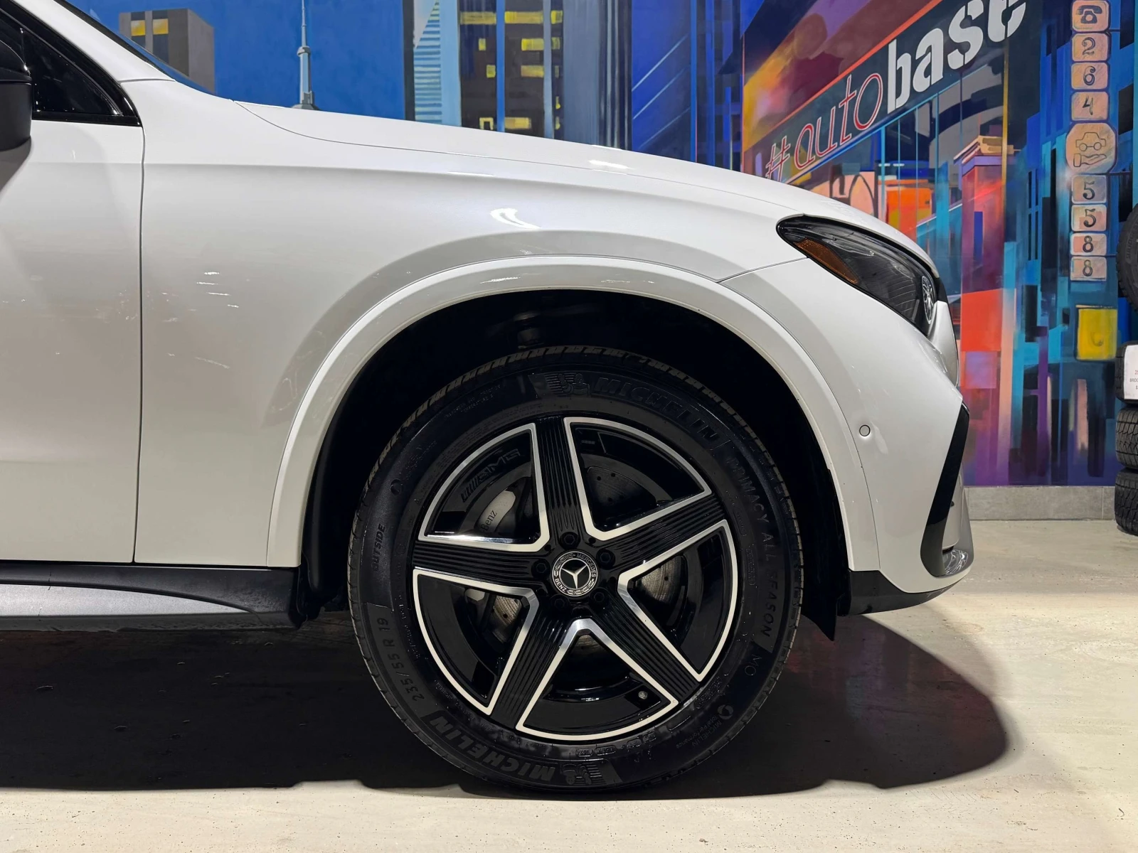 Mercedes-Benz GLC 300 * AMG Line * Burmester * Фиксирана цена до БГ * , снимка 5 - Автомобили и джипове - 56002561