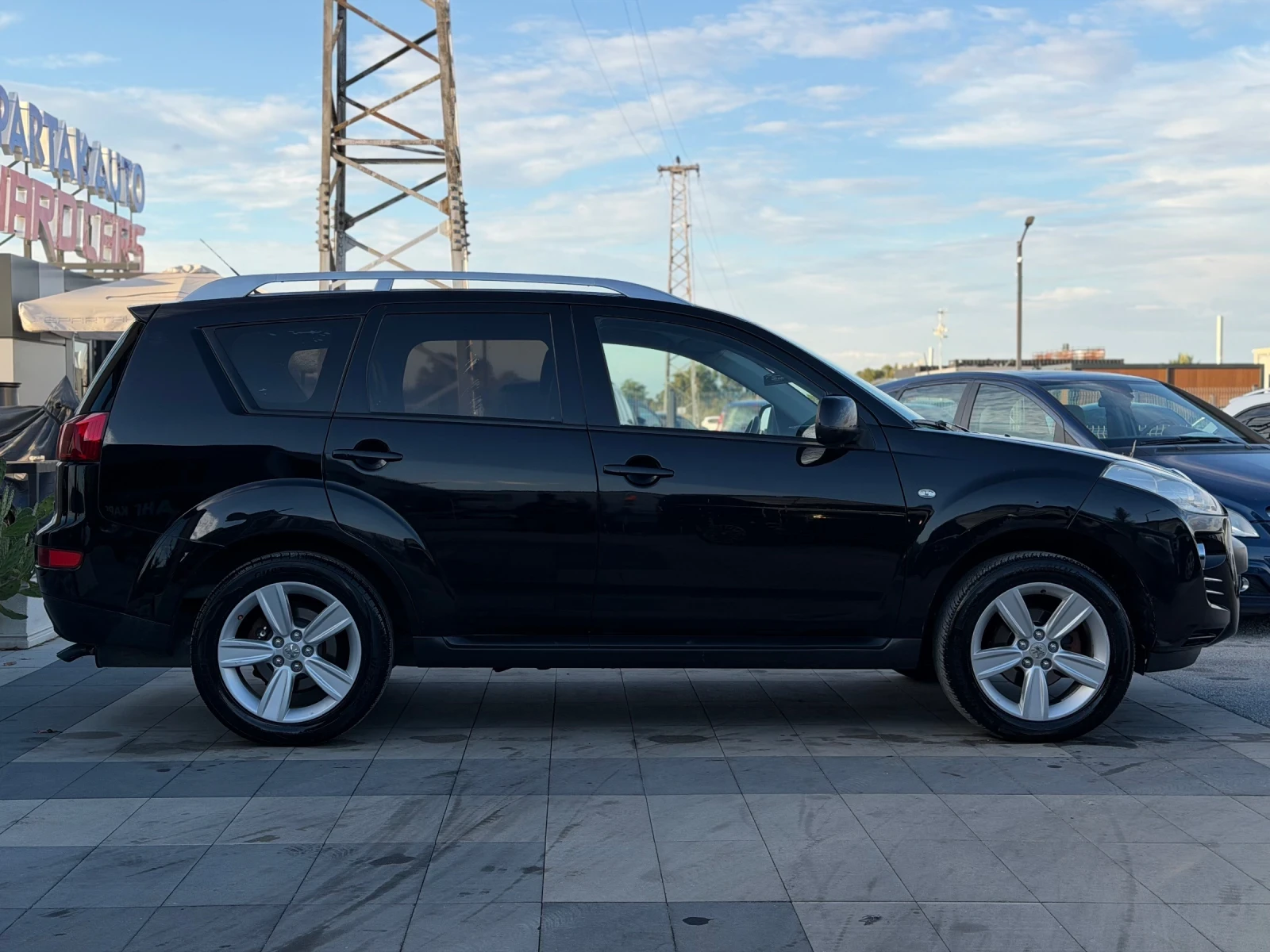 Peugeot 4007 * 2.2HDI* 7Местна* СервизнаИстория* , снимка 6 - Автомобили и джипове - 56259897