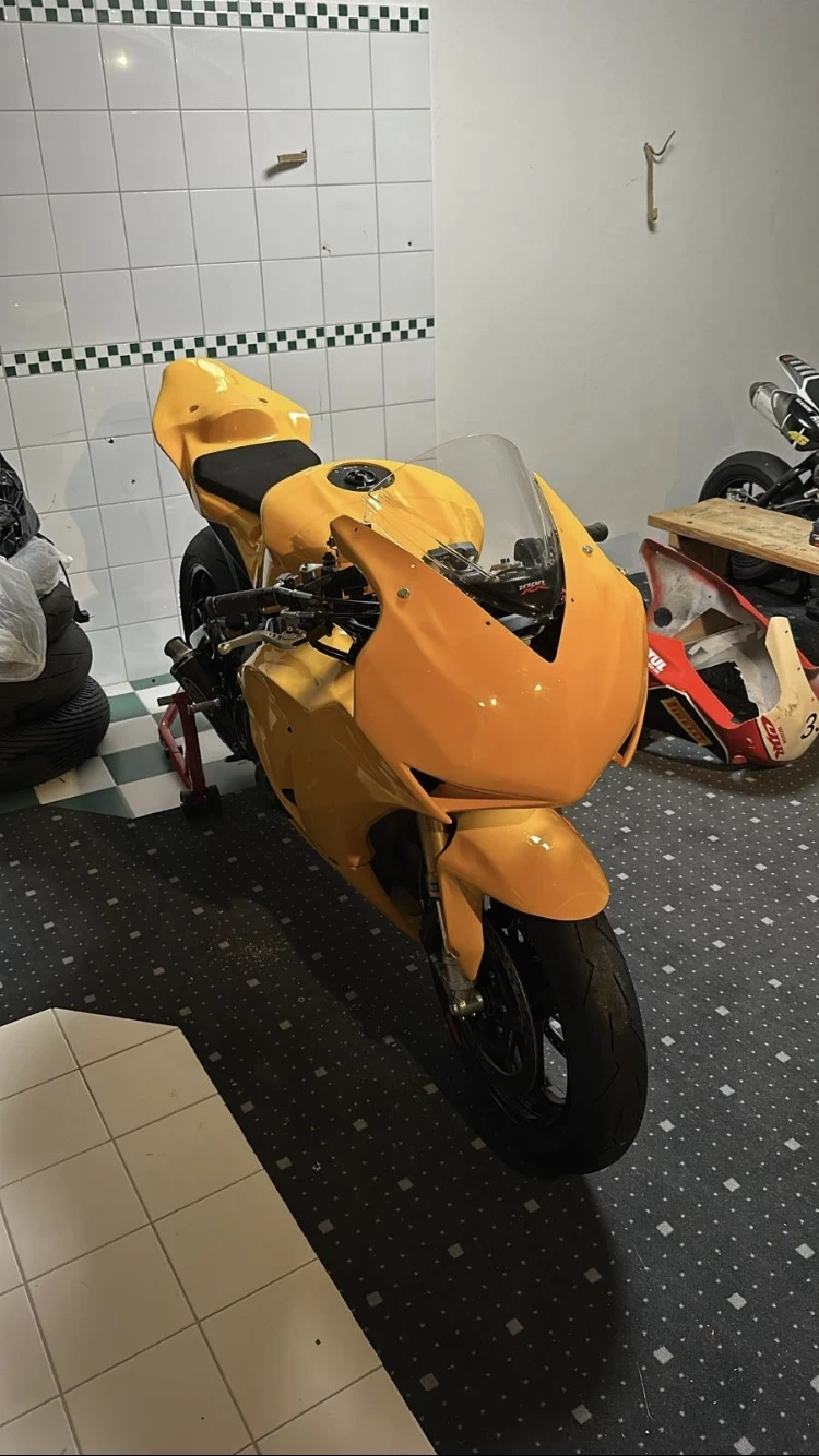 Honda Cbr 1000RR - СЪСТЕЗАТЕЛЕН , снимка 9 - Мотоциклети и мототехника - 52671634