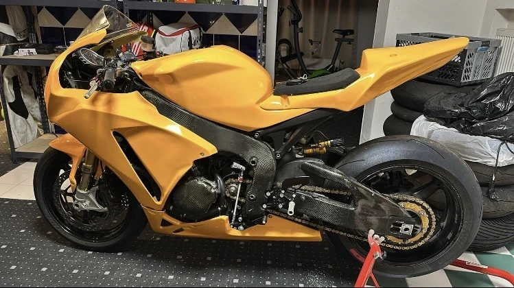 Honda Cbr 1000RR - СЪСТЕЗАТЕЛЕН , снимка 5 - Мотоциклети и мототехника - 52671634