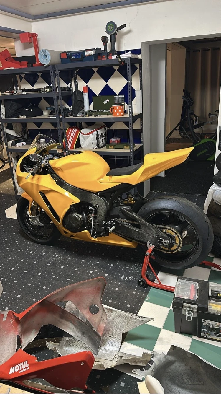 Honda Cbr 1000RR - СЪСТЕЗАТЕЛЕН , снимка 7 - Мотоциклети и мототехника - 52671634