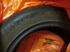 Гуми Всесезонни 255/55R18, снимка 3