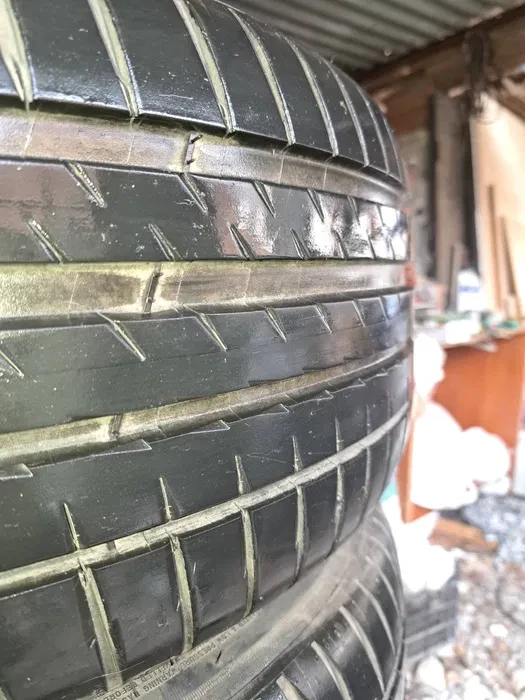 Гуми Летни 245/45R18, снимка 5 - Гуми и джанти - 54690621