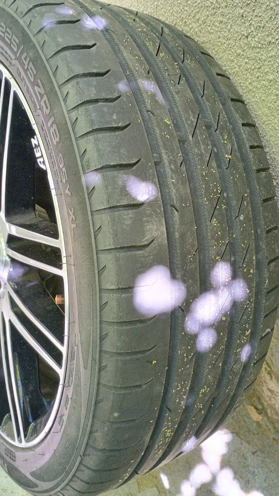 Гуми Летни 225/45R18, снимка 6 - Гуми и джанти - 54931030