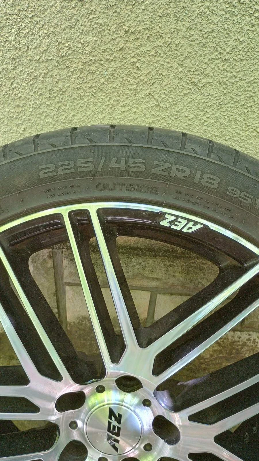 Гуми Летни 225/45R18, снимка 5 - Гуми и джанти - 54931030