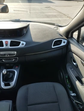 Renault Megane Scenik, снимка 16