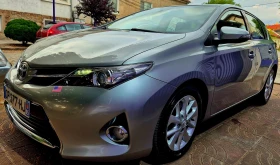 Обява за продажба на Toyota Auris 2.0d4d-EXCLUSIVE-нави-6скорости-japan