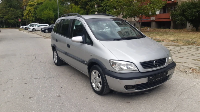 Opel Zafira 1.8 БЕНЗИН ГАЗ КЛИМА, снимка 3 - Автомобили и джипове - 47523018