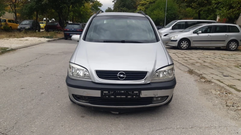 Opel Zafira 1.8 БЕНЗИН ГАЗ КЛИМА, снимка 2 - Автомобили и джипове - 47523018