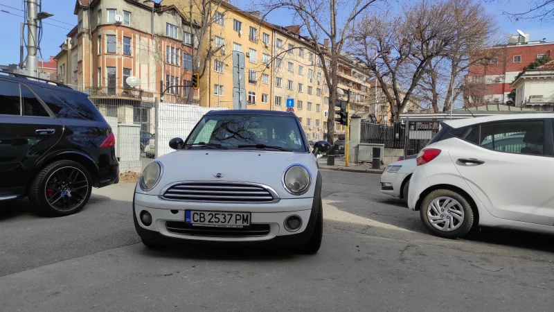 Mini Clubman, снимка 8 - Автомобили и джипове - 49456521