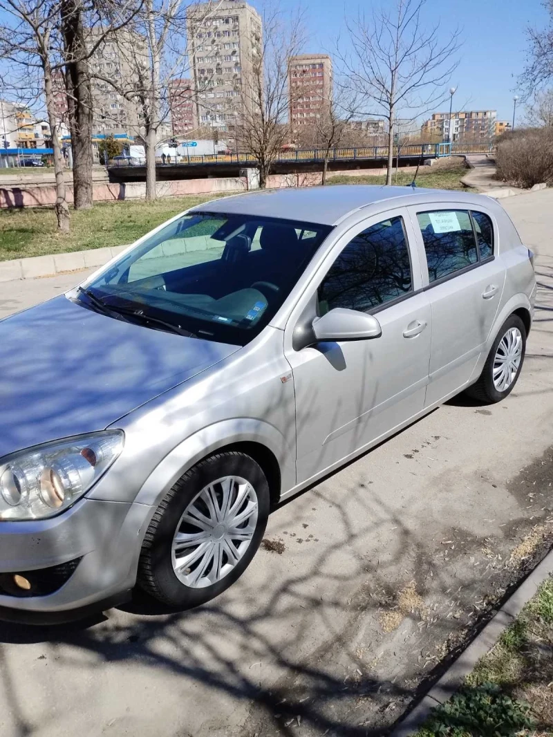 Opel Astra H, снимка 2 - Автомобили и джипове - 49563024