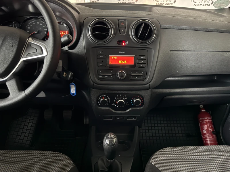Dacia Lodgy 1.6i* 7местна* С ПЪЛНА ИСТОРИЯ В DACIA, снимка 14 - Автомобили и джипове - 51878018