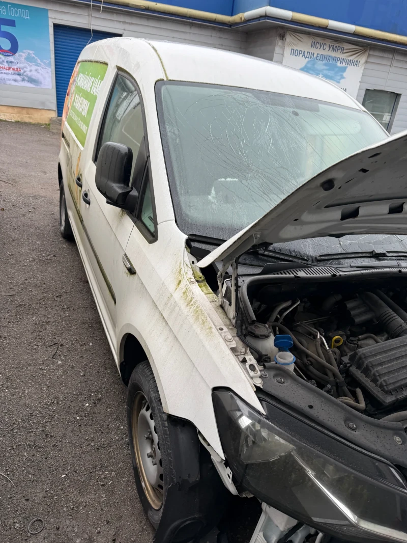 VW Caddy 1.4 TGI, снимка 3 - Автомобили и джипове - 52654009